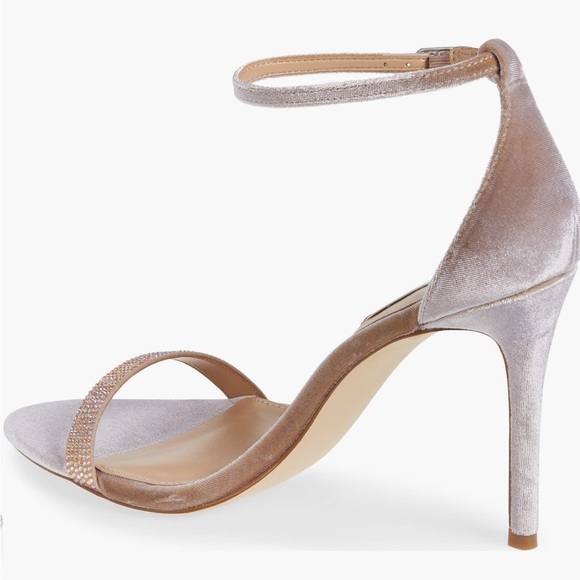 New Steve Madden Tecy Rhinestone Embellished Stiletto Sandal in Blush Velour - Picture 2 of 12